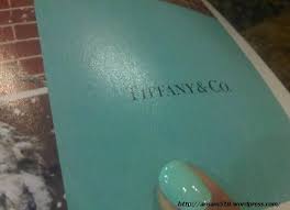 essie mint candy apple nail polish