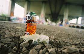 graffiti spray