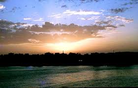 ادخل اتكلم عن بلدك بصراحة... 04_sunrise_over_Port_Said_Oct_76