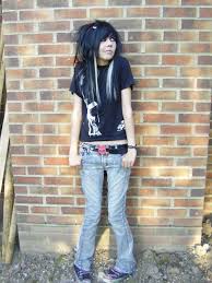 emo girl fashion