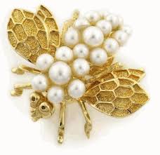 bee pin