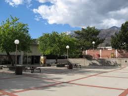 CA : Chaffey College Quad