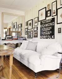 black and white framed pictures