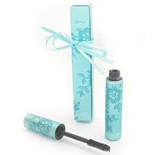 pout mascara