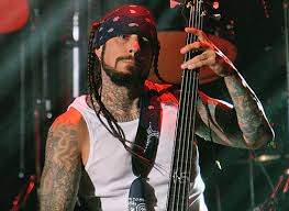 korn bass
