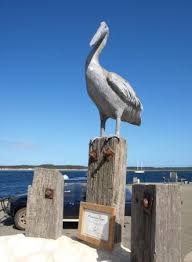 pelican statue
