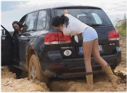 car stuck girls