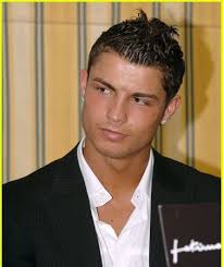 صورالاعب كريستيان رونالدو Cristiano_ronaldo_pozaboiskowe_050