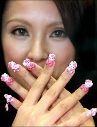 hello kitty nail art