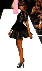 naomi campbell catwalk