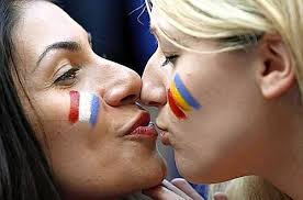 french kissing