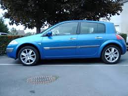 megane bleu
