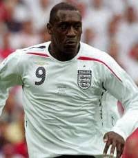 Emile_Heskey 30 ing 1 1 1 6 30 300 342 317 487 (por defensa similar) 34378_news