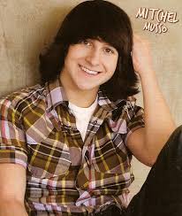 http://t0.gstatic.com/images?q=tbn:TZlc8RCtn6yfaM:http://i574.photobucket.com/albums/ss188/mnky_luver1995/mitchel.jpg&t=1