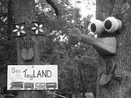 faces in trees