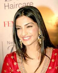 sonam kapoor - Sonam Kapoor:Spice mobile new face