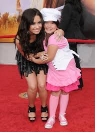 Vanessa Williams \x26middot; Demi Lovato