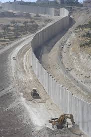 الجدار الاسرائيلي ... غير شرعي Wall1