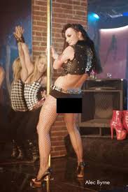 Britney Spears no clothes