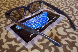 3 d movie glasses
