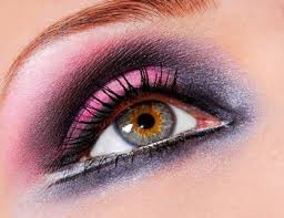 maquillages yeux bleus