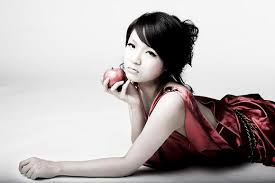thuy top