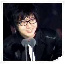 بمناسبة عيد ميلاد yesung 27638ec71dm3