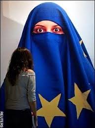 Euronews ou Eurabianews Eurabia-burkha-turkey