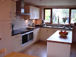 cream shaker kitchen