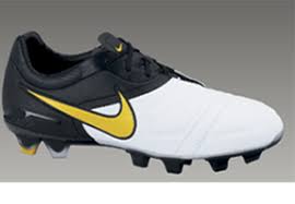 اروع احذية لهوات رياضة كرة القدم nike puma adidas  Nike_ctr360-2