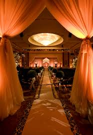 damask aisle runner