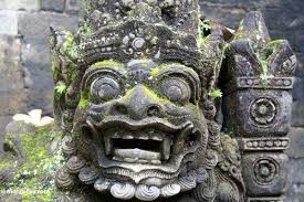 bali statue