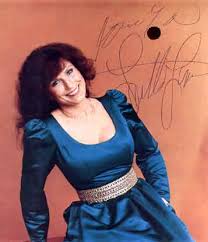 Loretta Lynn - Coal Miners Daughter