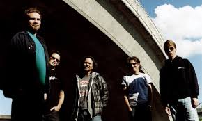 Pearl Jam - Too Many Faces!