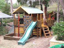 kids cubby house