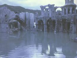 http://t0.gstatic.com/images?q=tbn:_vcAxsUaVb9vlM:http://www.osgiliath.nl/Figjes/osgiliath.gif
