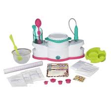 girl gourmet fondant cake maker