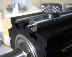 knurled knob