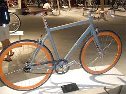blue bicycle chain