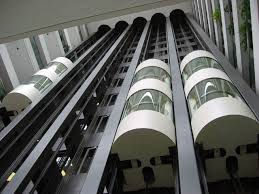traction elevator