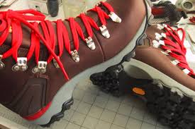 dunham hiking boots