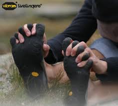 5 toed shoes