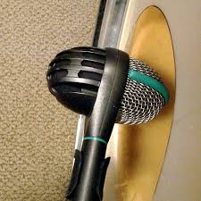 d112 akg
