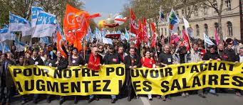 http://t0.gstatic.com/images?q=tbn:fylMKLVFSULOBM:www.lepoint.fr/content/system/media/1/200901/32038_une-manifestation-nov.jpg
