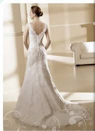 http://t0.gstatic.com/images?q=tbn:gT2Qg8TNjORYlM:http://www.belmontbridal.co.uk/images/wedding_dress_8.jpg&t=1