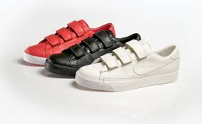 white nike blazers