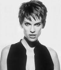 natalie  portman short hair