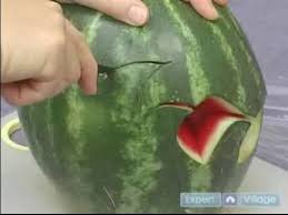 decorating fruits
