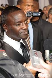 akon girlfriend