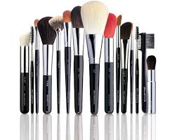 beauty brushes